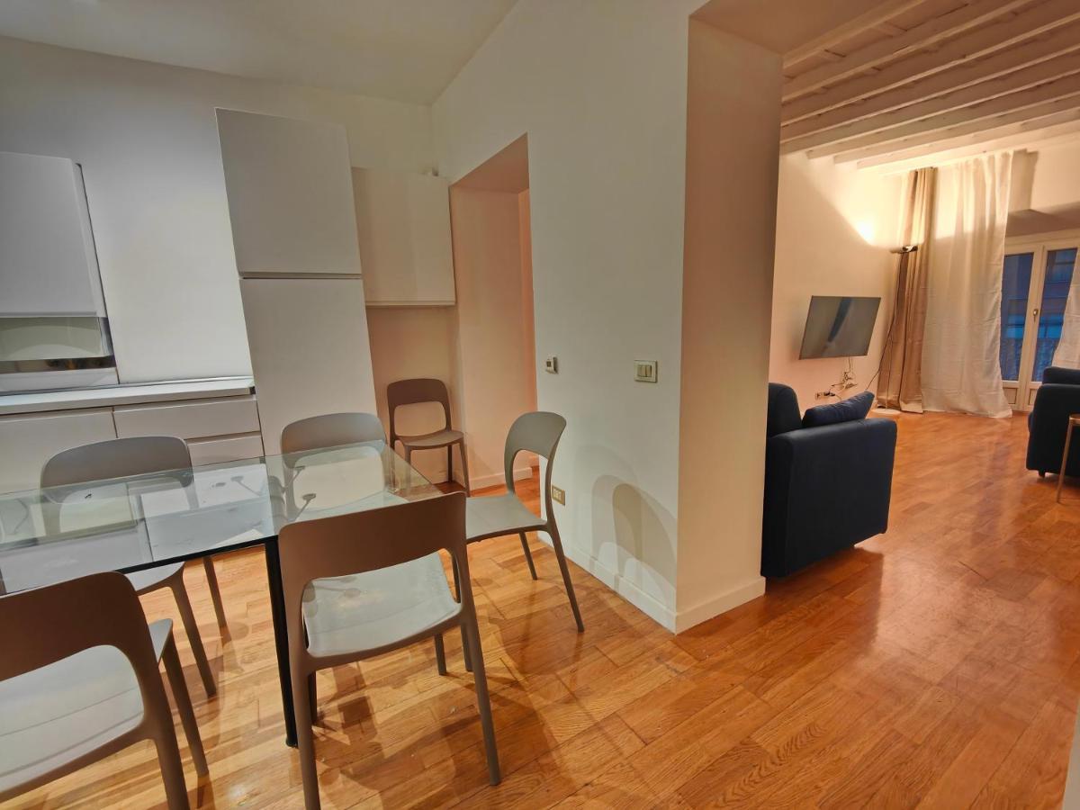 Crocetta - Design Apartment With Terrace Milán Exterior foto